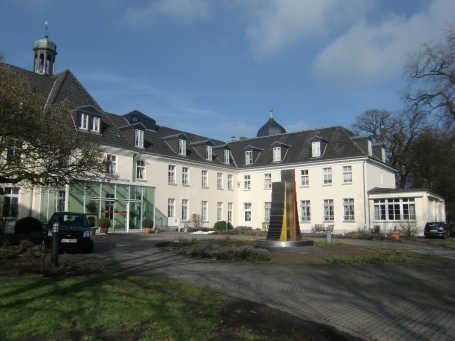 Kleve : Ortsteil Materborn, Kirchweg, Seniorenhaus Burg Ranzow